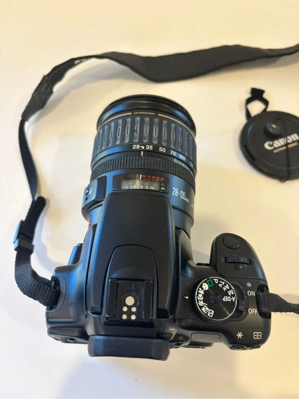 Canon EOS Digital Rebel XTi DSLR Camera 28-135mm Lens Ultra CF Card Bundle